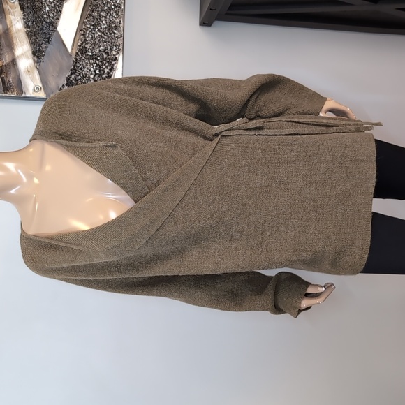 Zara VNeck Wrap Cardigan Sweater Alpaca Wool Olive Green Knit Womens Size Medium - Picture 6 of 15